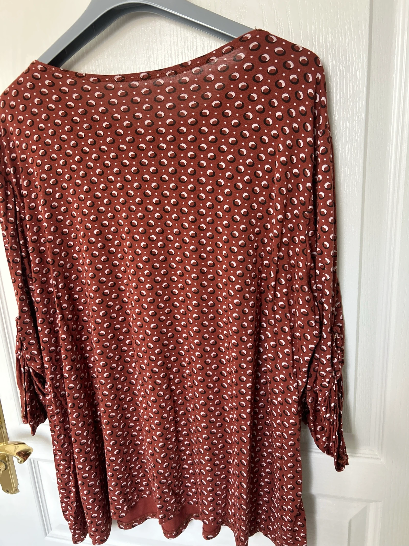 Camiseta de manga 3/4 marrón – photo 4